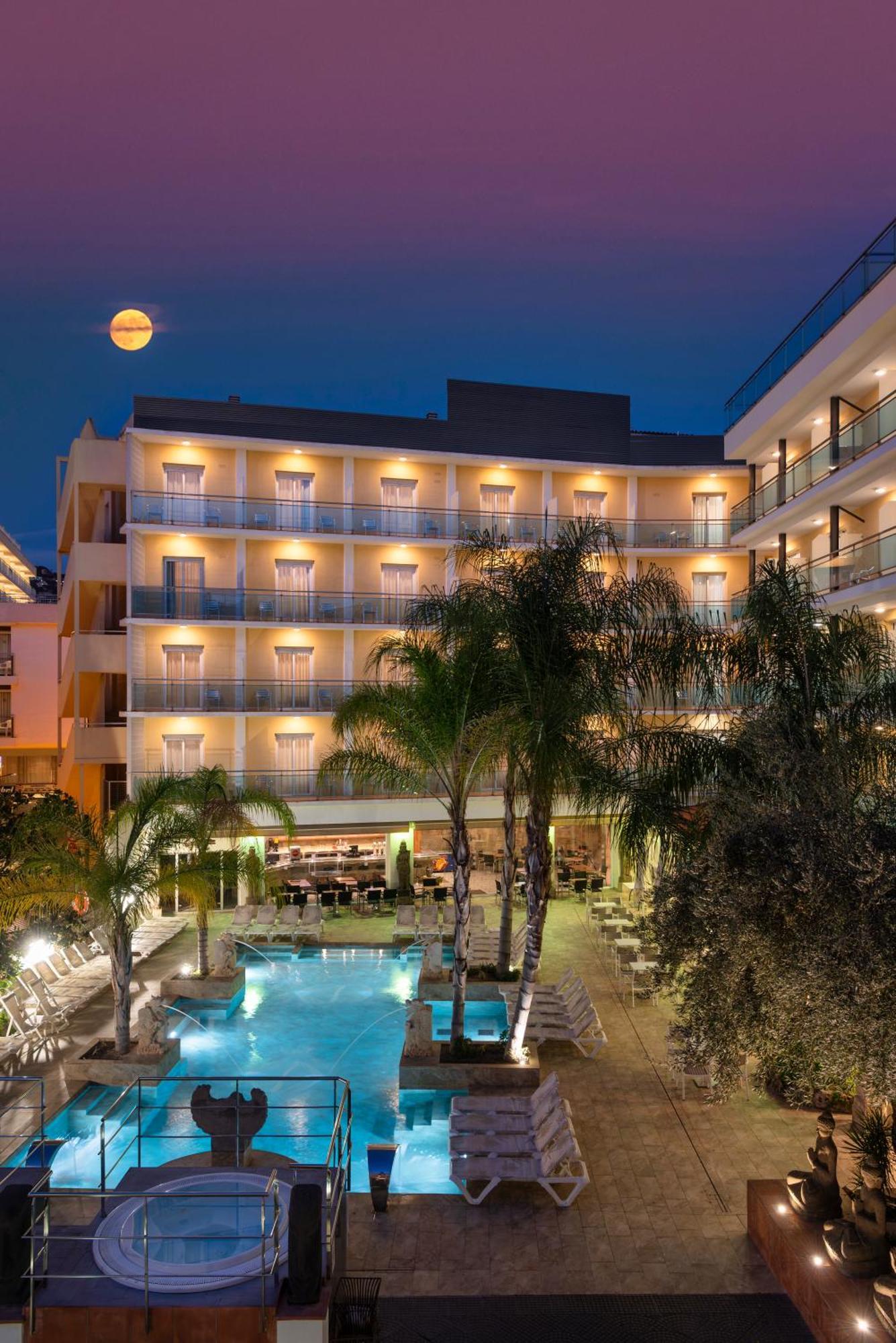 La Palmera & Hotel