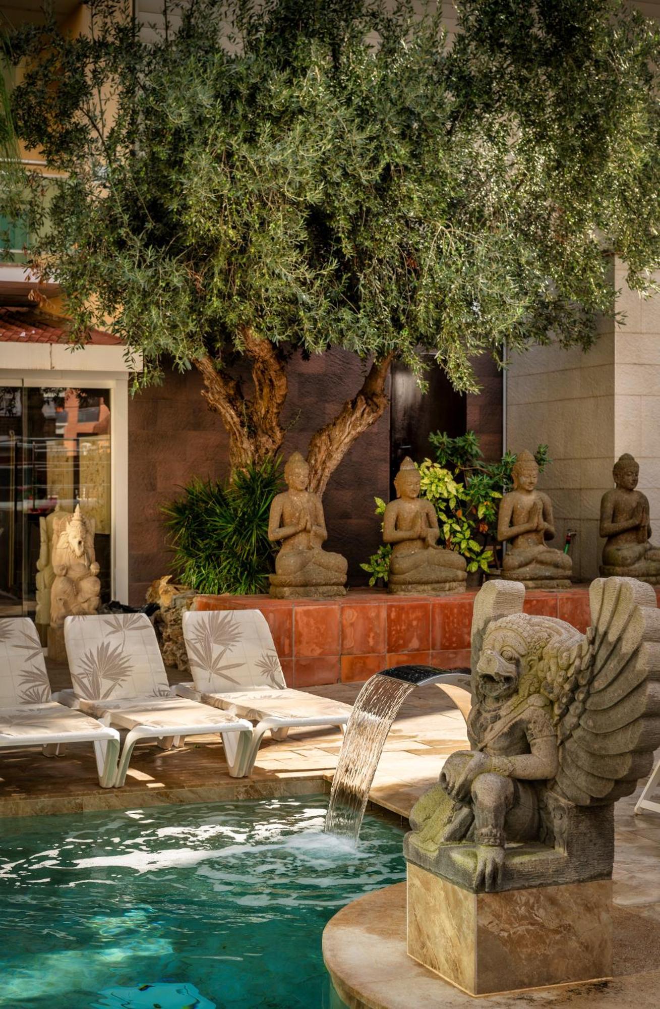 La Palmera &